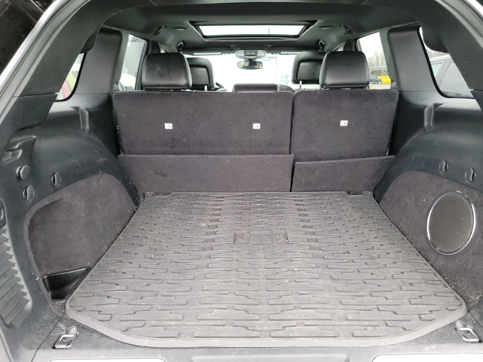 2017 Jeep Grand Cherokee Overland RWD