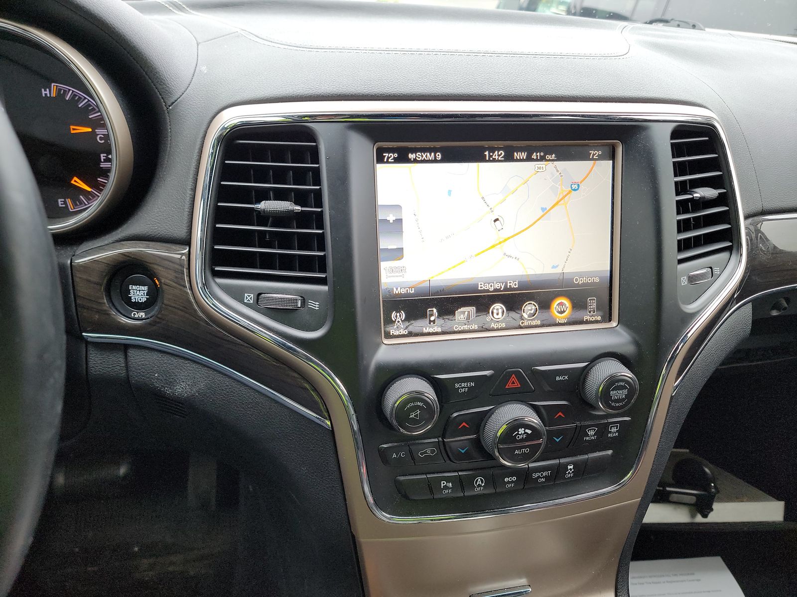 2017 Jeep Grand Cherokee Overland RWD