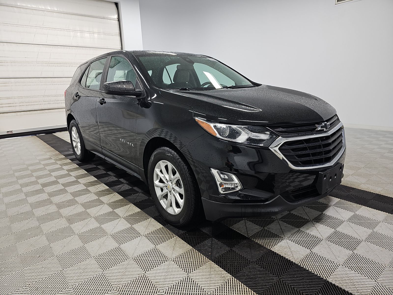 2020 Chevrolet Equinox LS FWD