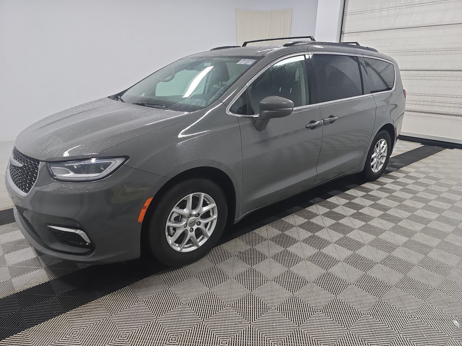 2022 Chrysler Pacifica Touring L FWD