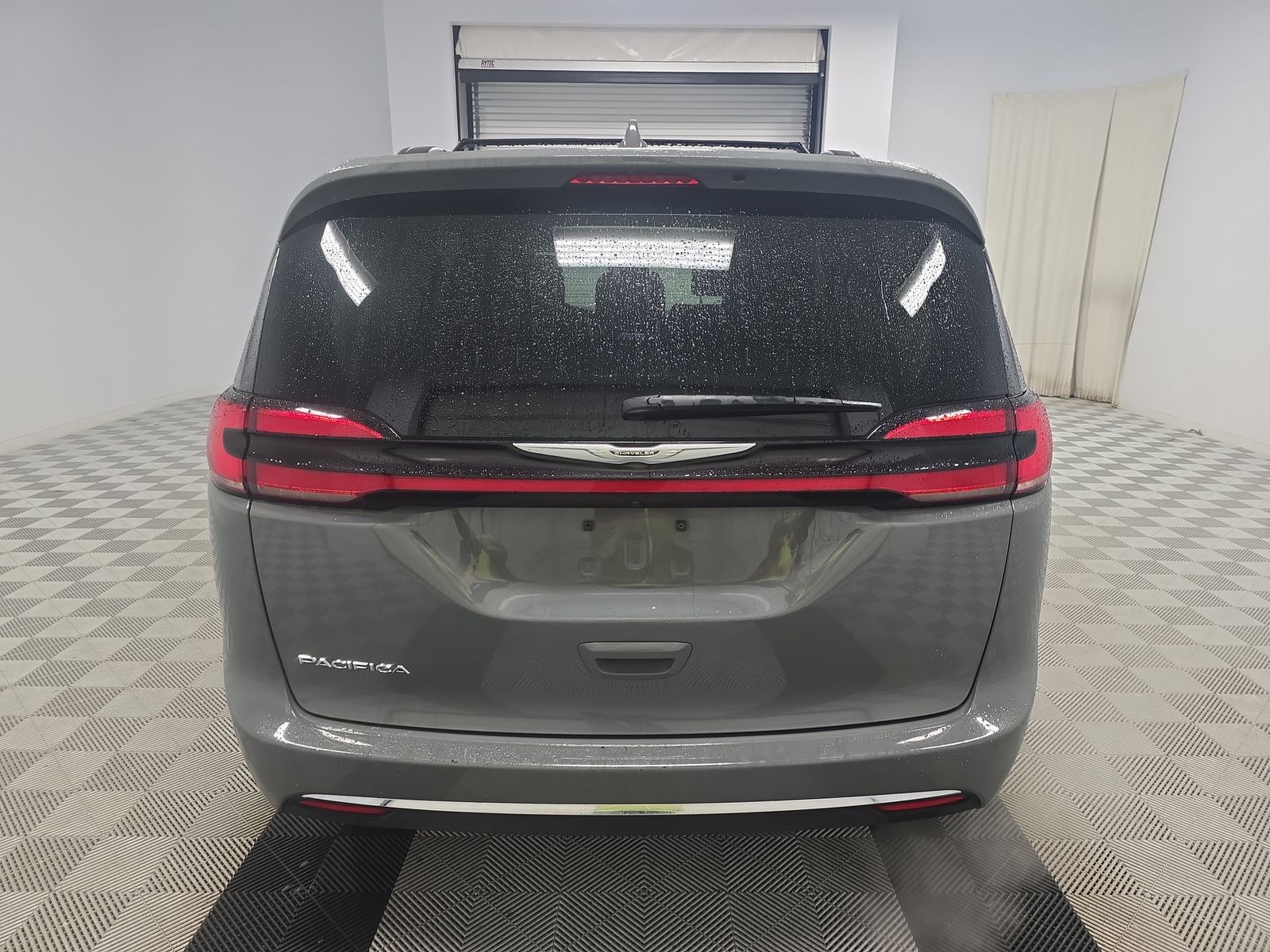 2022 Chrysler Pacifica Touring L FWD