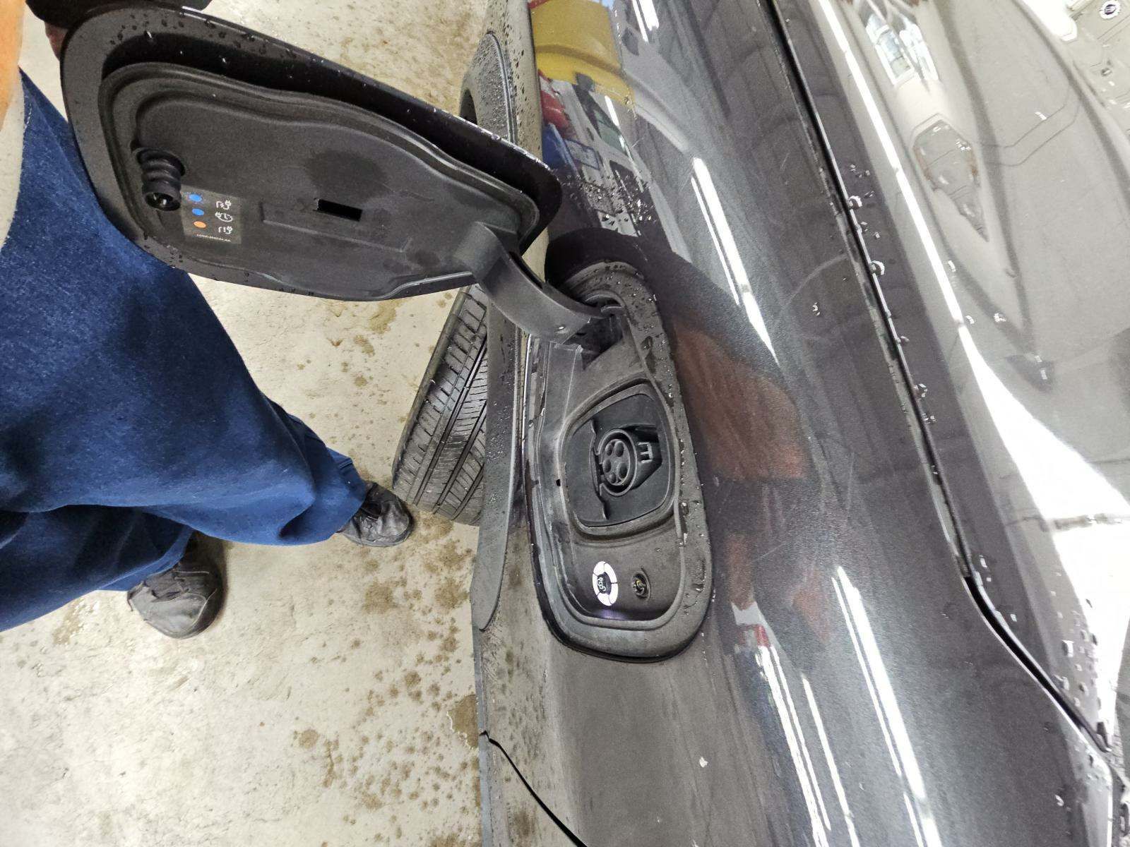 2022 Ford Mustang Mach-E Select AWD