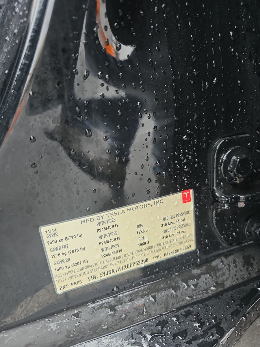 2014 Tesla Model S 85 RWD