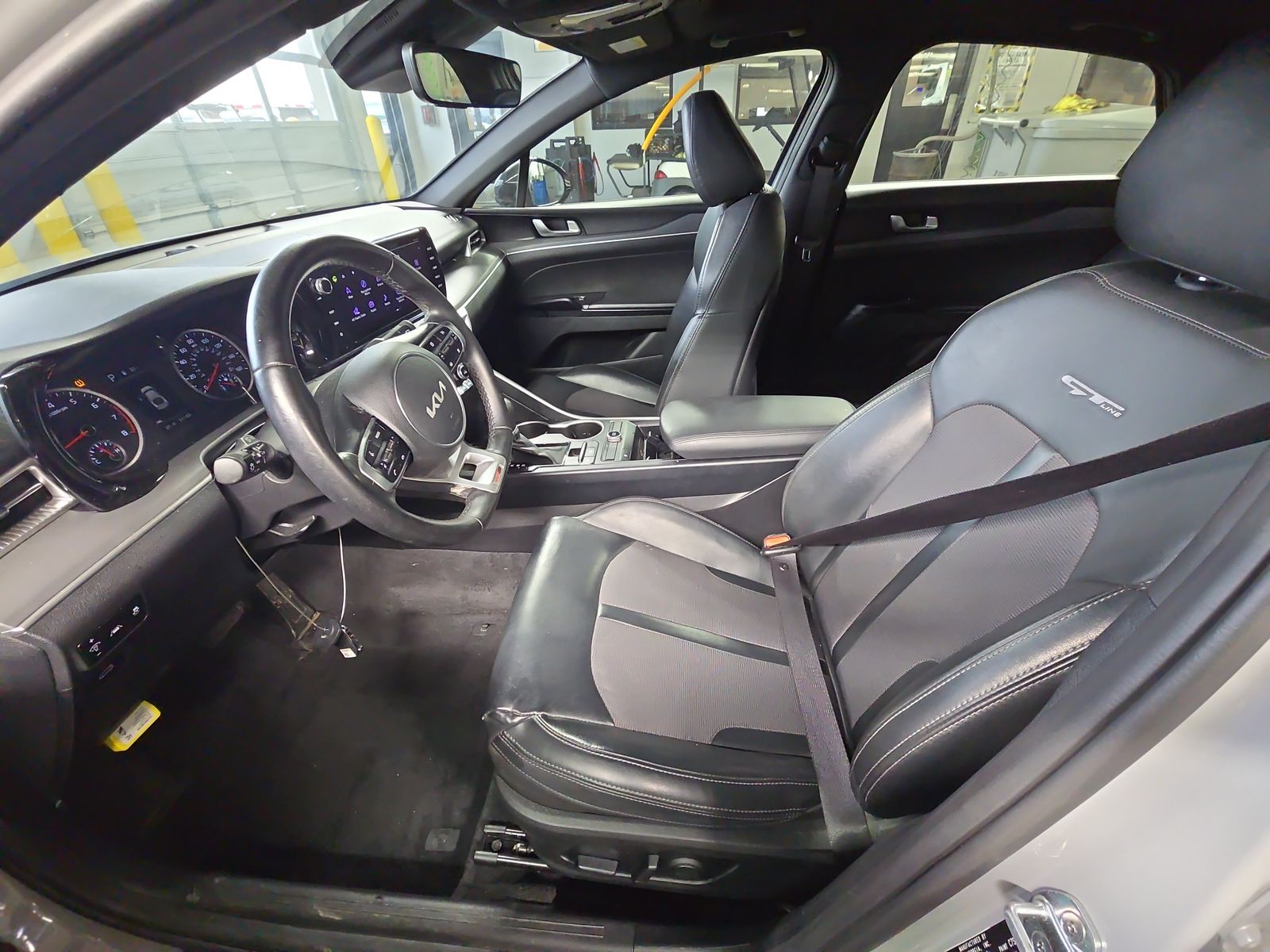 2022 Kia K5 GT-Line FWD