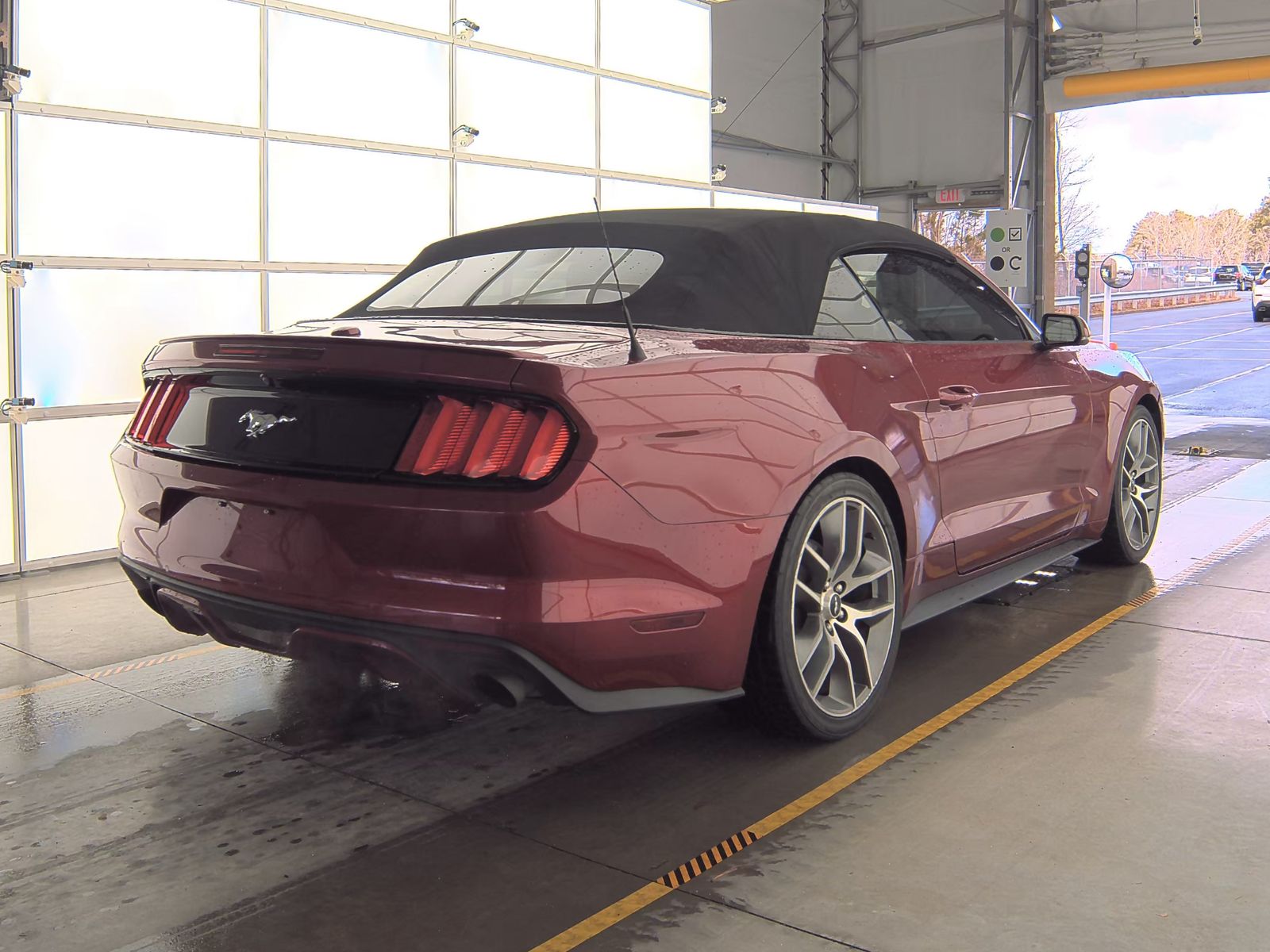 2016 Ford Mustang EcoBoost Premium RWD