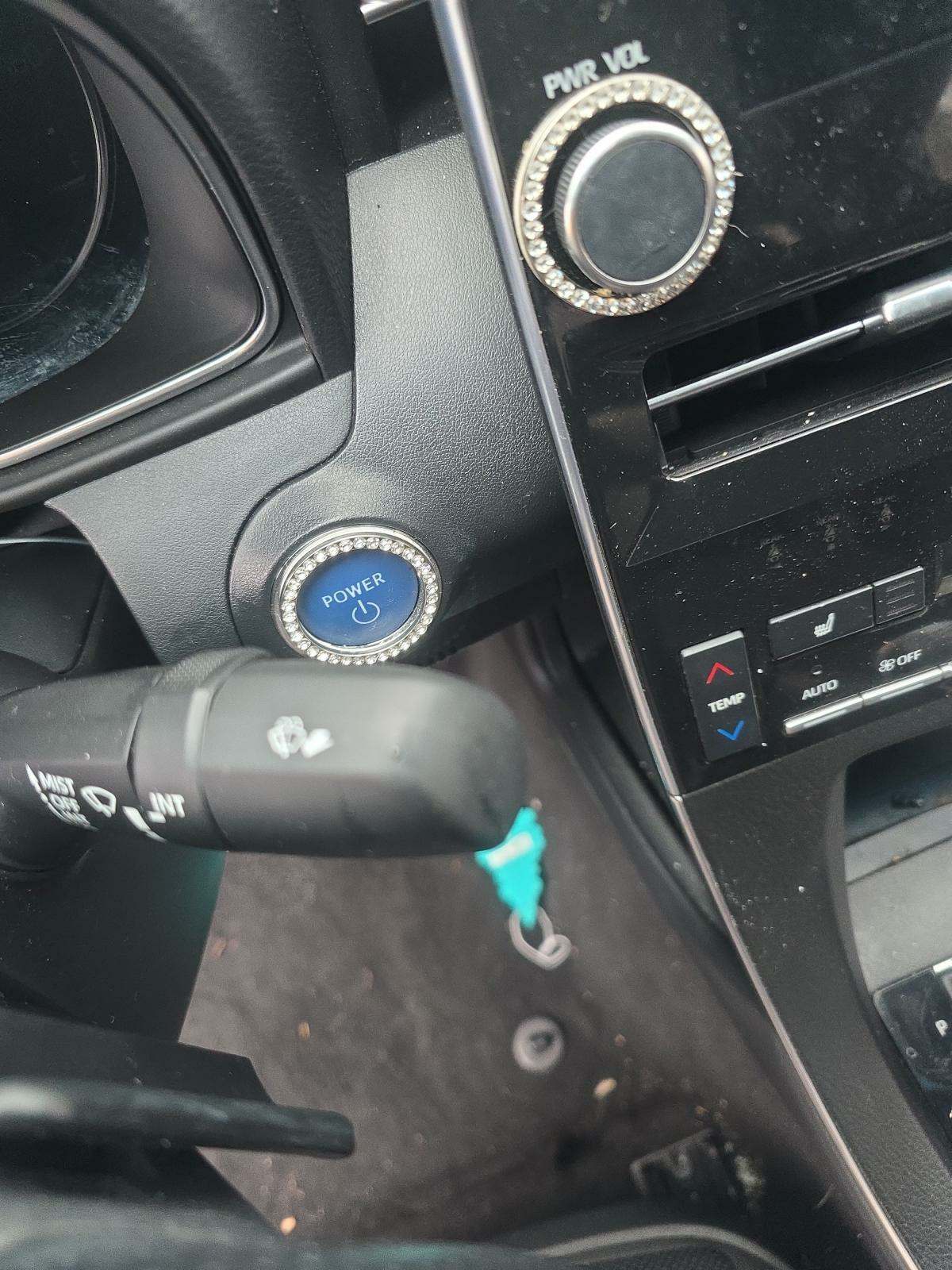 2021 Toyota Avalon Hybrid XSE FWD