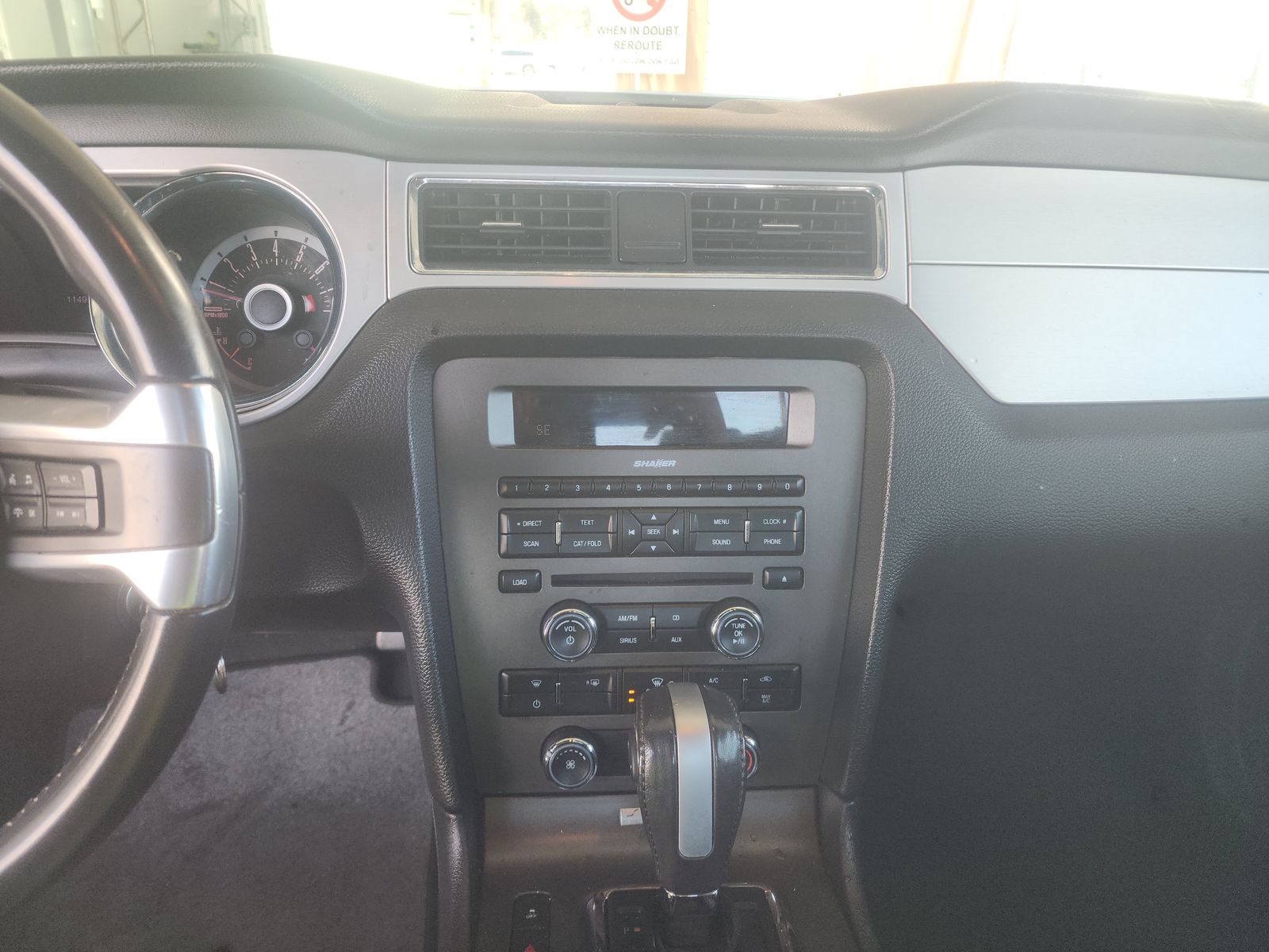 2013 Ford Mustang V6 Premium RWD