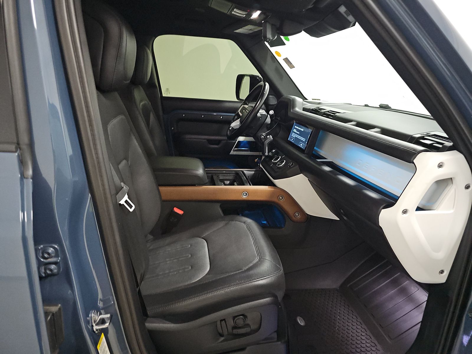 2022 Land Rover Defender 110 X-Dynamic HSE AWD