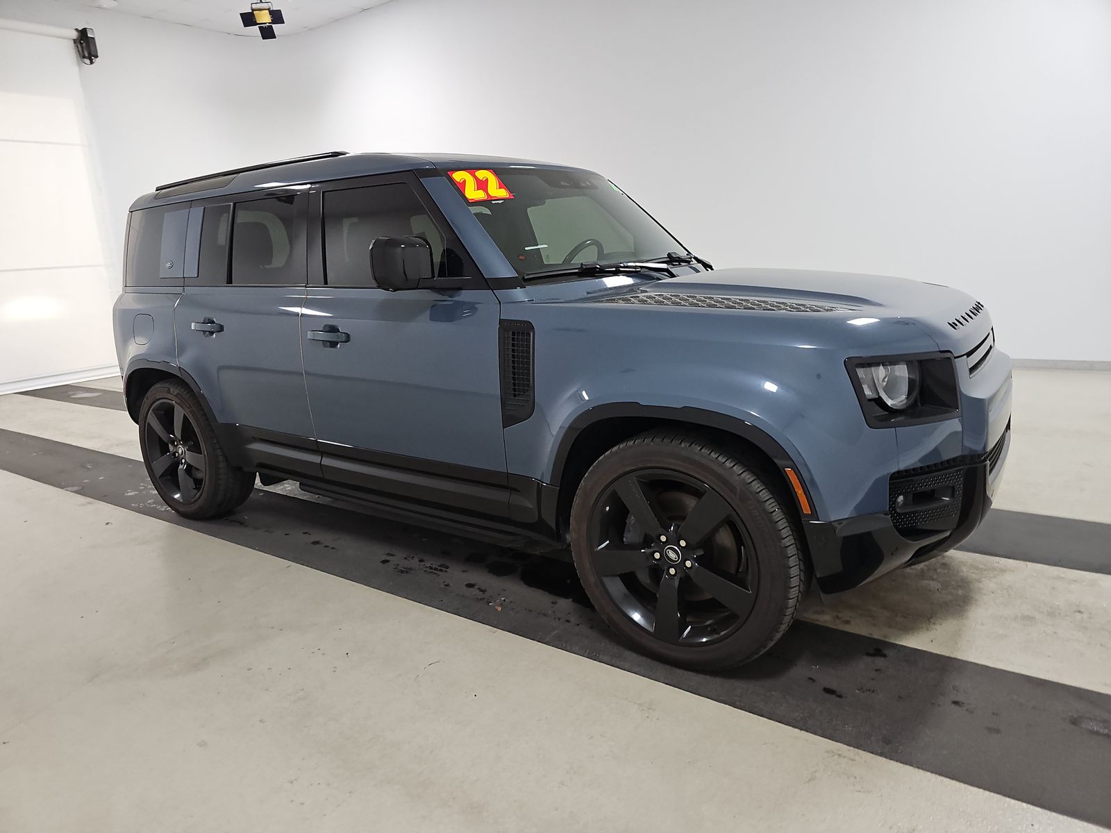 2022 Land Rover Defender 110 X-Dynamic HSE AWD