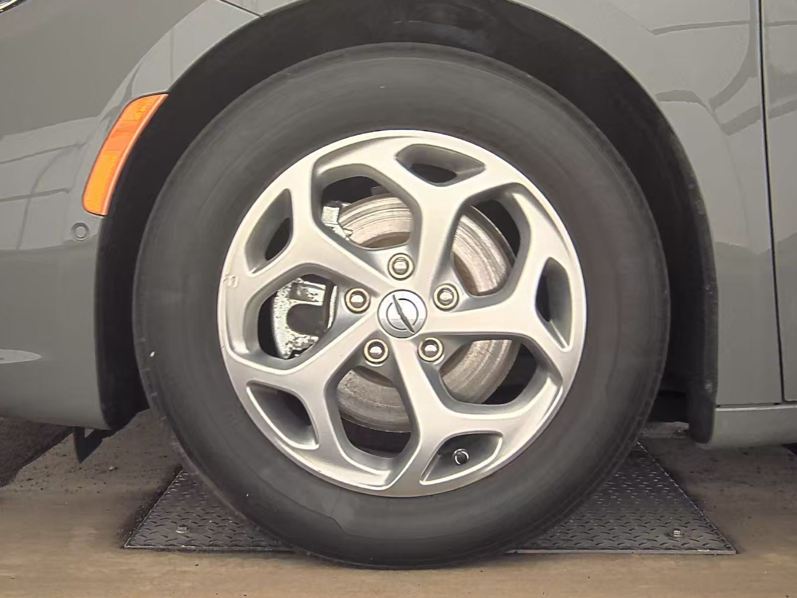 2022 Chrysler Pacifica Limited FWD