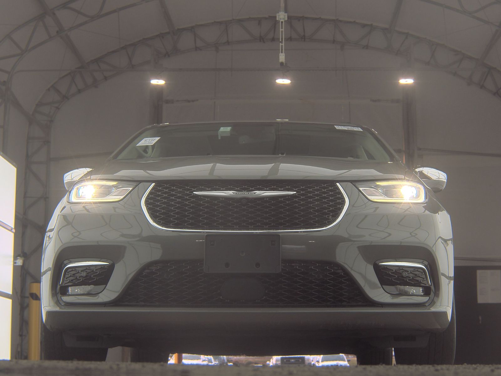 2022 Chrysler Pacifica Limited FWD