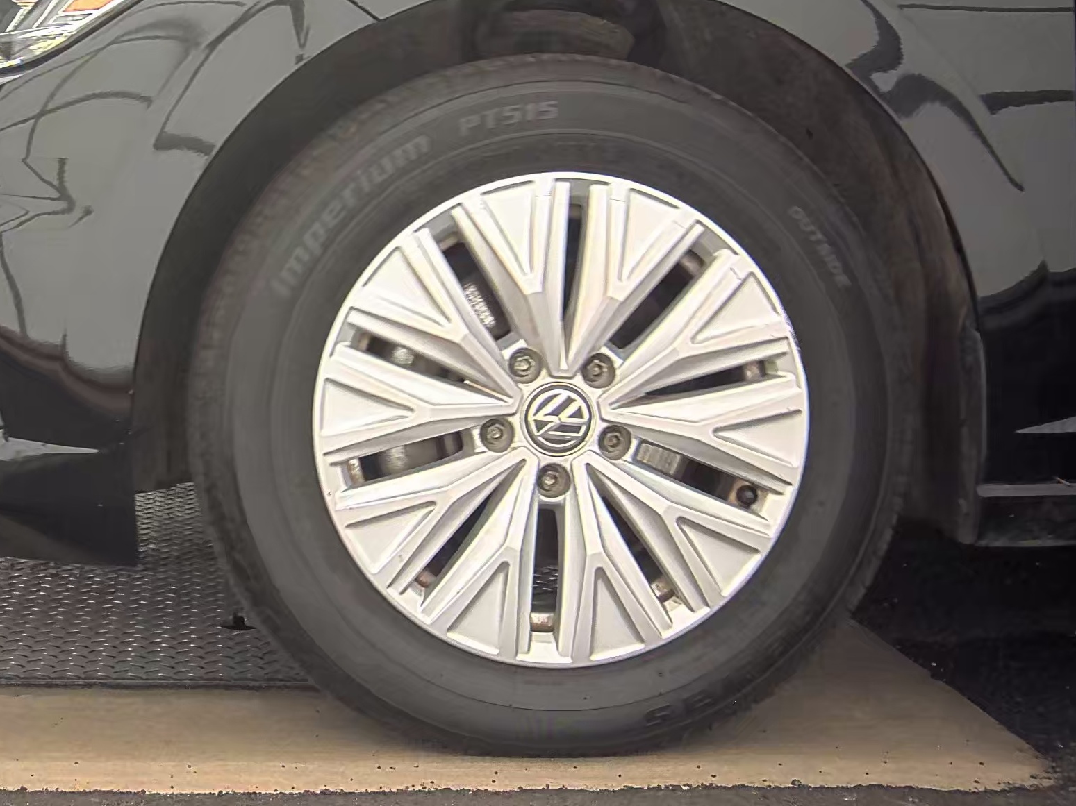 2019 Volkswagen Jetta 1.4T R-Line FWD