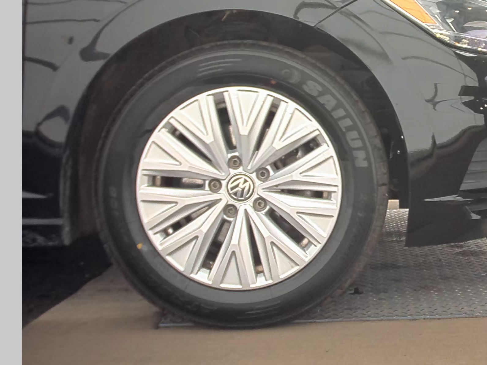 2019 Volkswagen Jetta 1.4T R-Line FWD