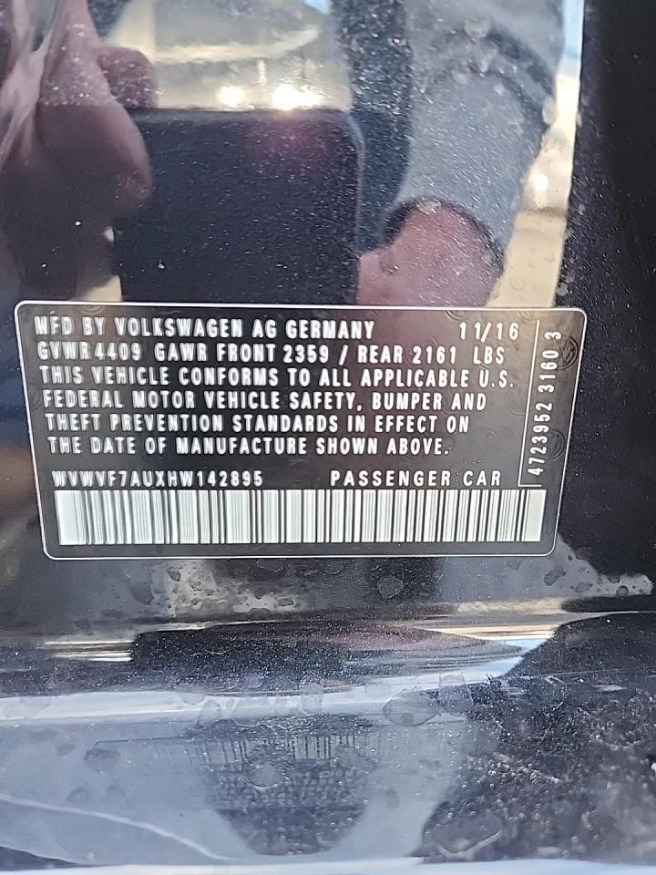 2017 Volkswagen Golf R 2.0T AWD