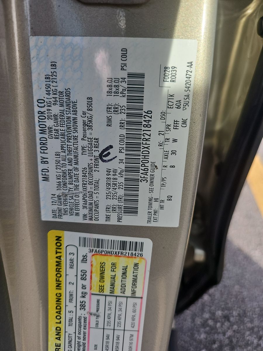 2015 Ford Fusion SE FWD