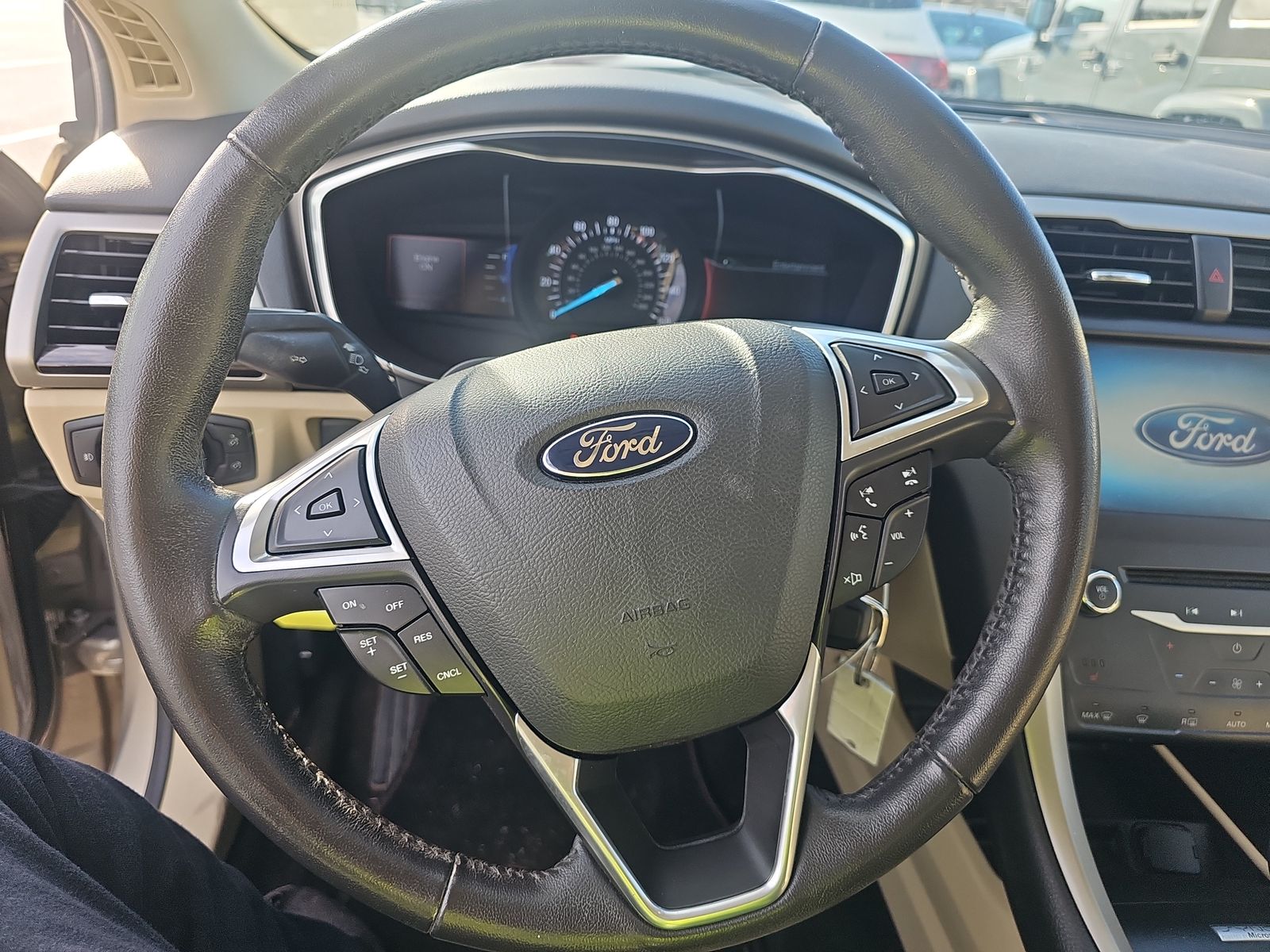 2015 Ford Fusion SE FWD