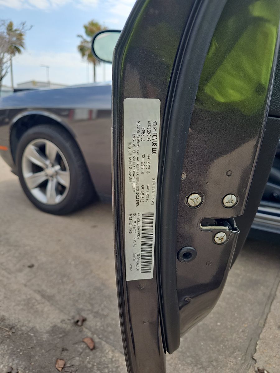 2019 Dodge Challenger SXT RWD