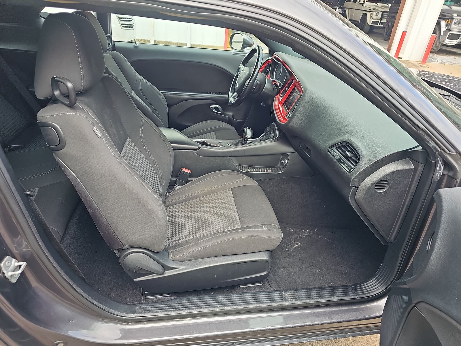 2019 Dodge Challenger SXT RWD