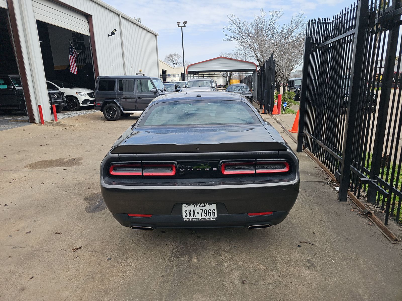 2019 Dodge Challenger SXT RWD