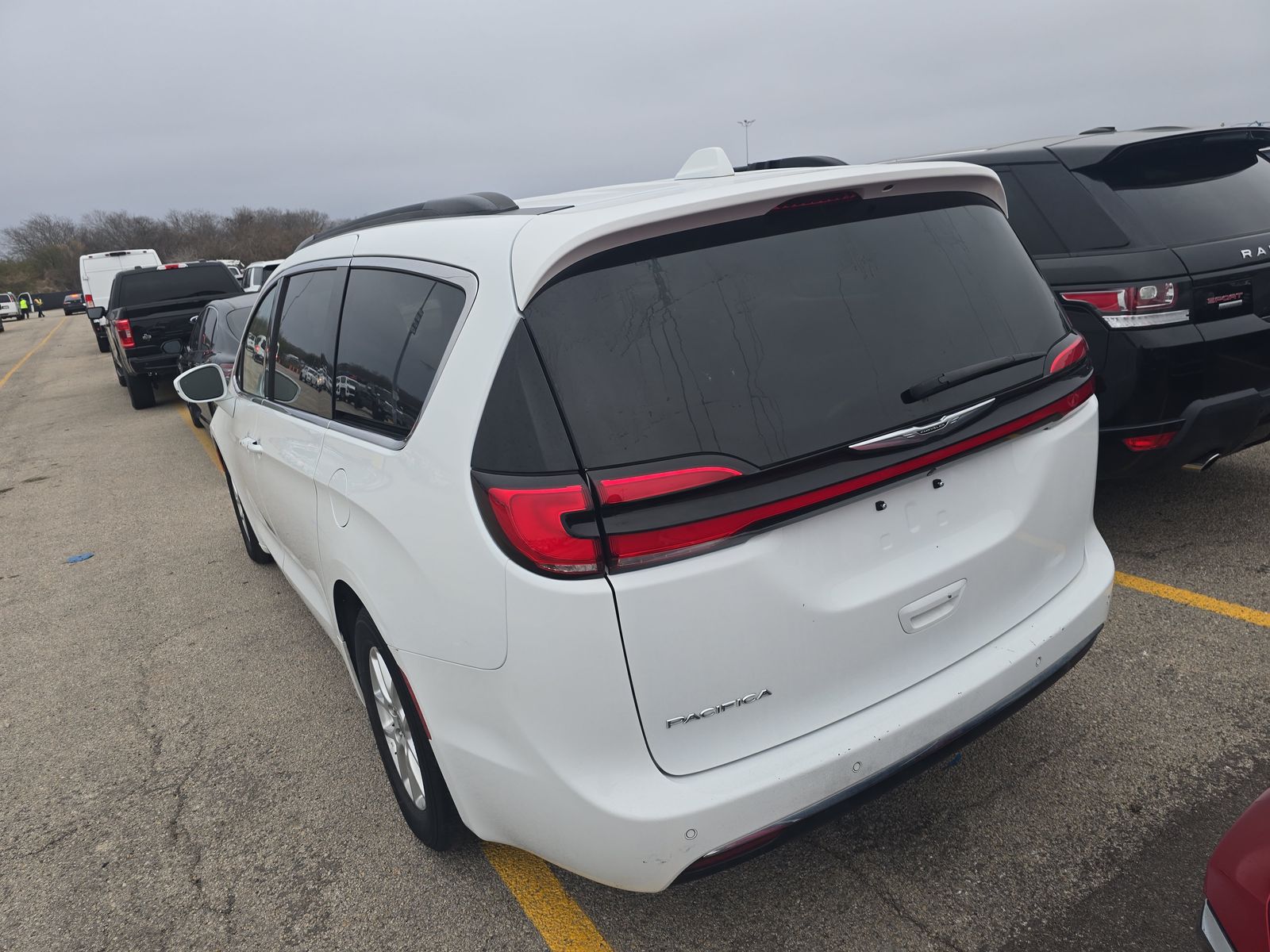 2022 Chrysler Pacifica Touring L FWD