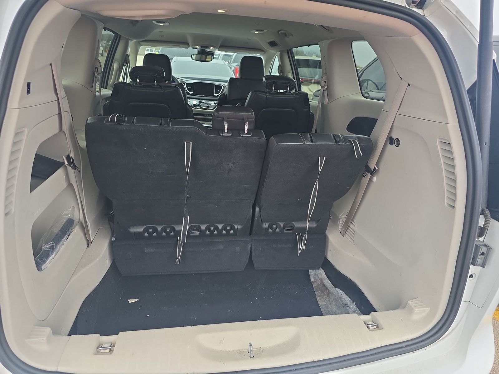 2022 Chrysler Pacifica Touring L FWD