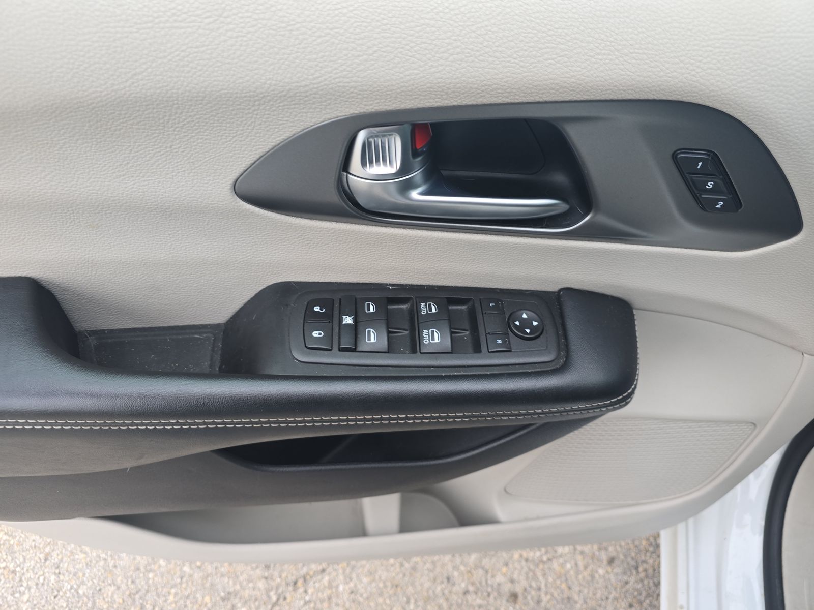 2022 Chrysler Pacifica Touring L FWD