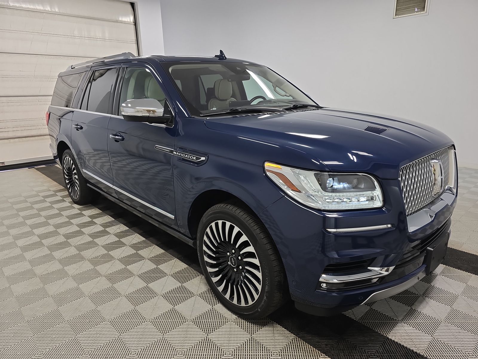 2020 Lincoln Navigator L Black Label AWD