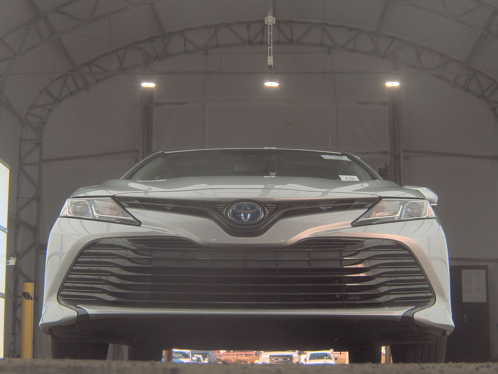 2019 Toyota Camry Hybrid LE FWD