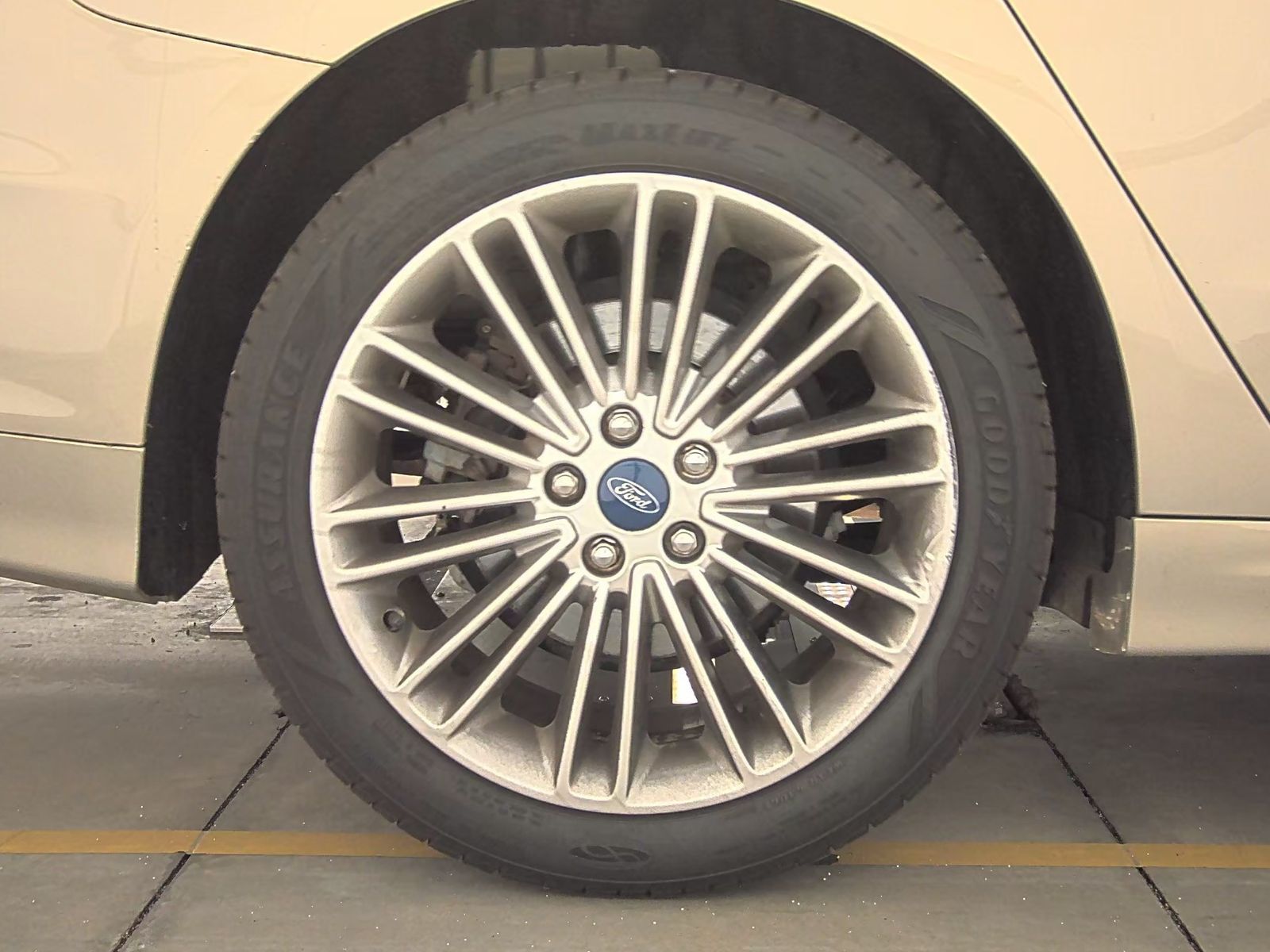 2015 Ford Fusion SE FWD