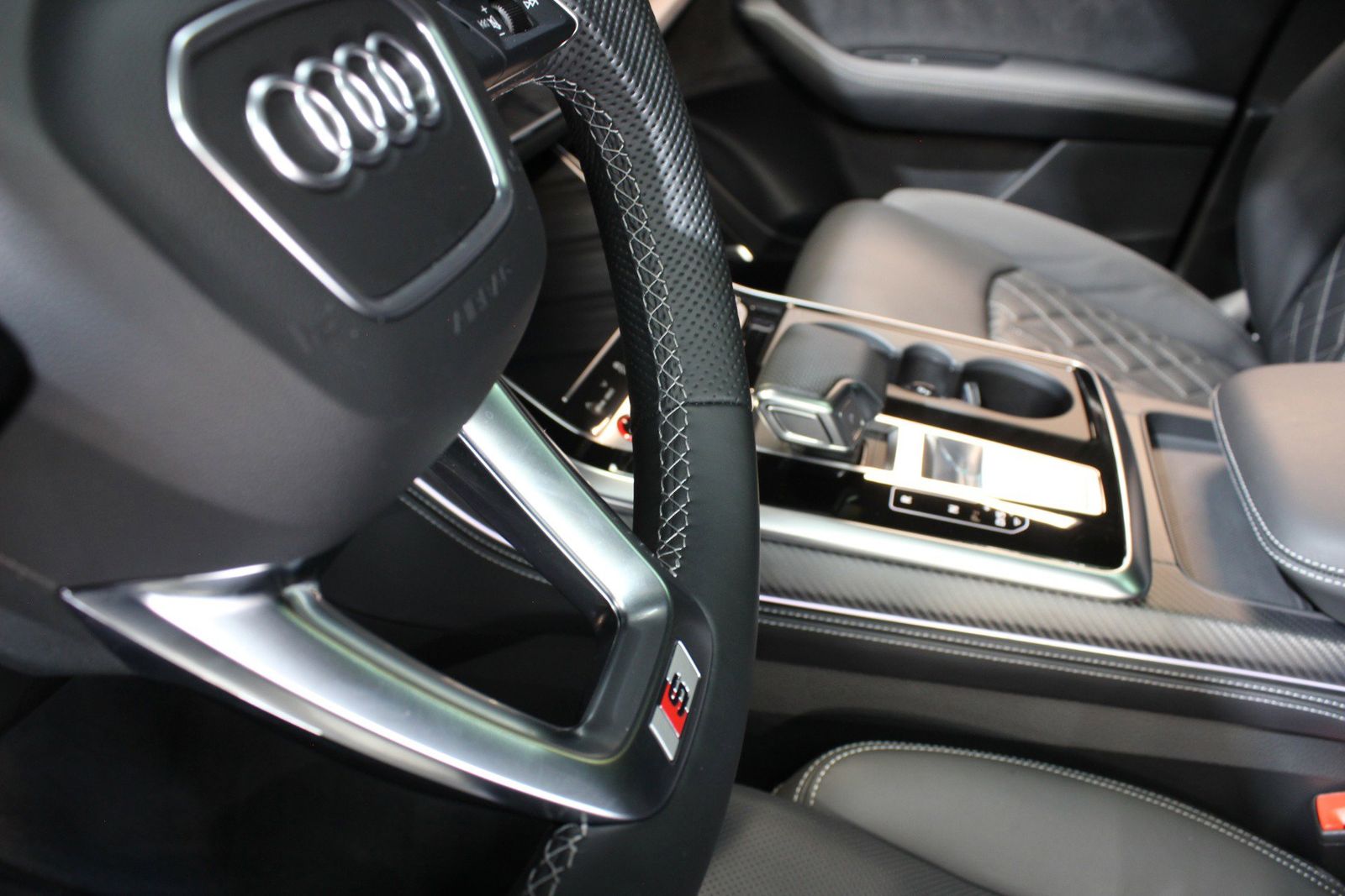 2024 Audi SQ8 Premium Plus AWD