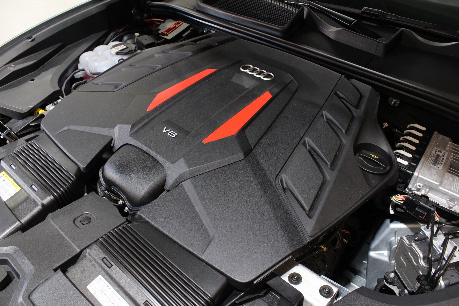 2024 Audi SQ8 Premium Plus AWD