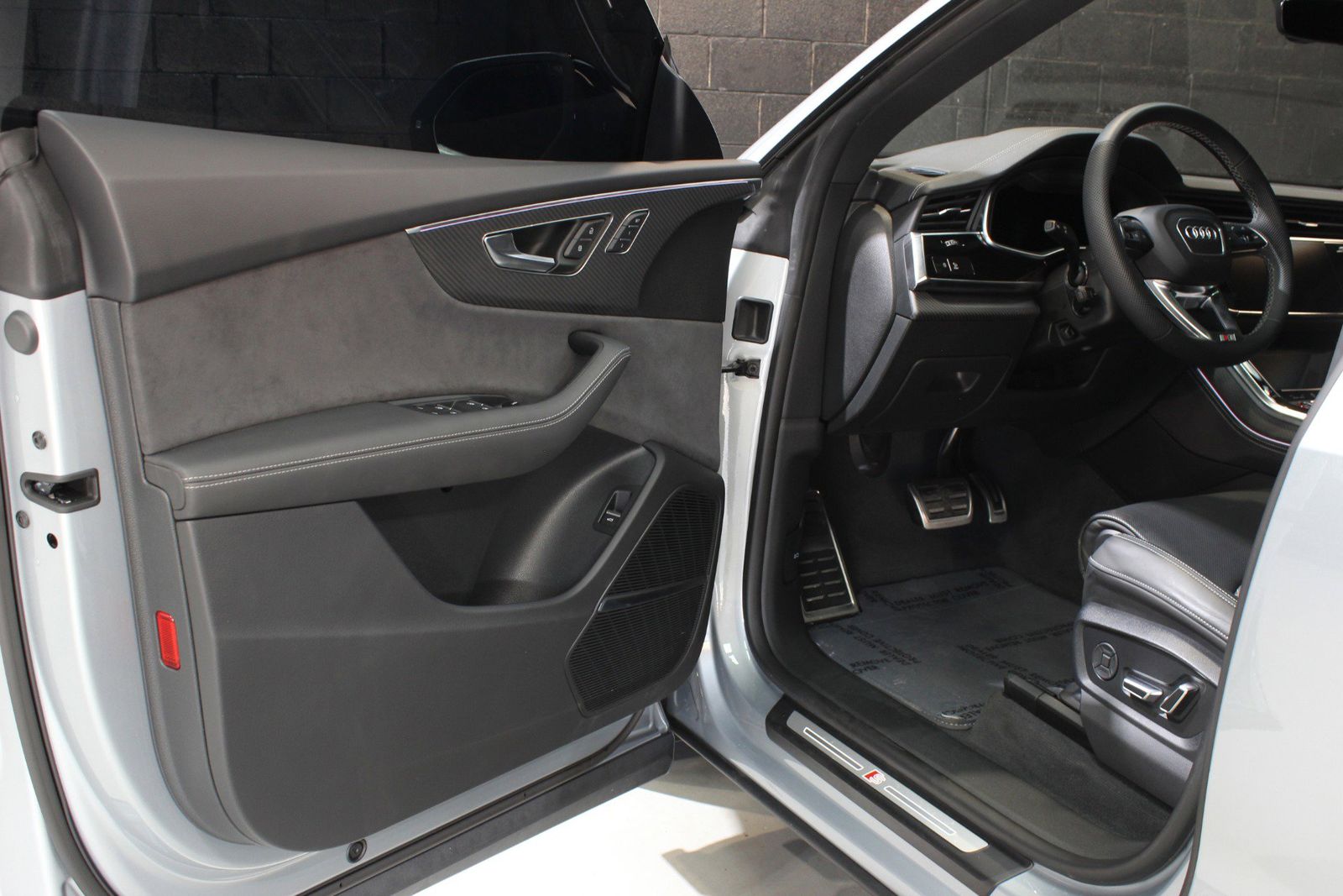 2024 Audi SQ8 Premium Plus AWD