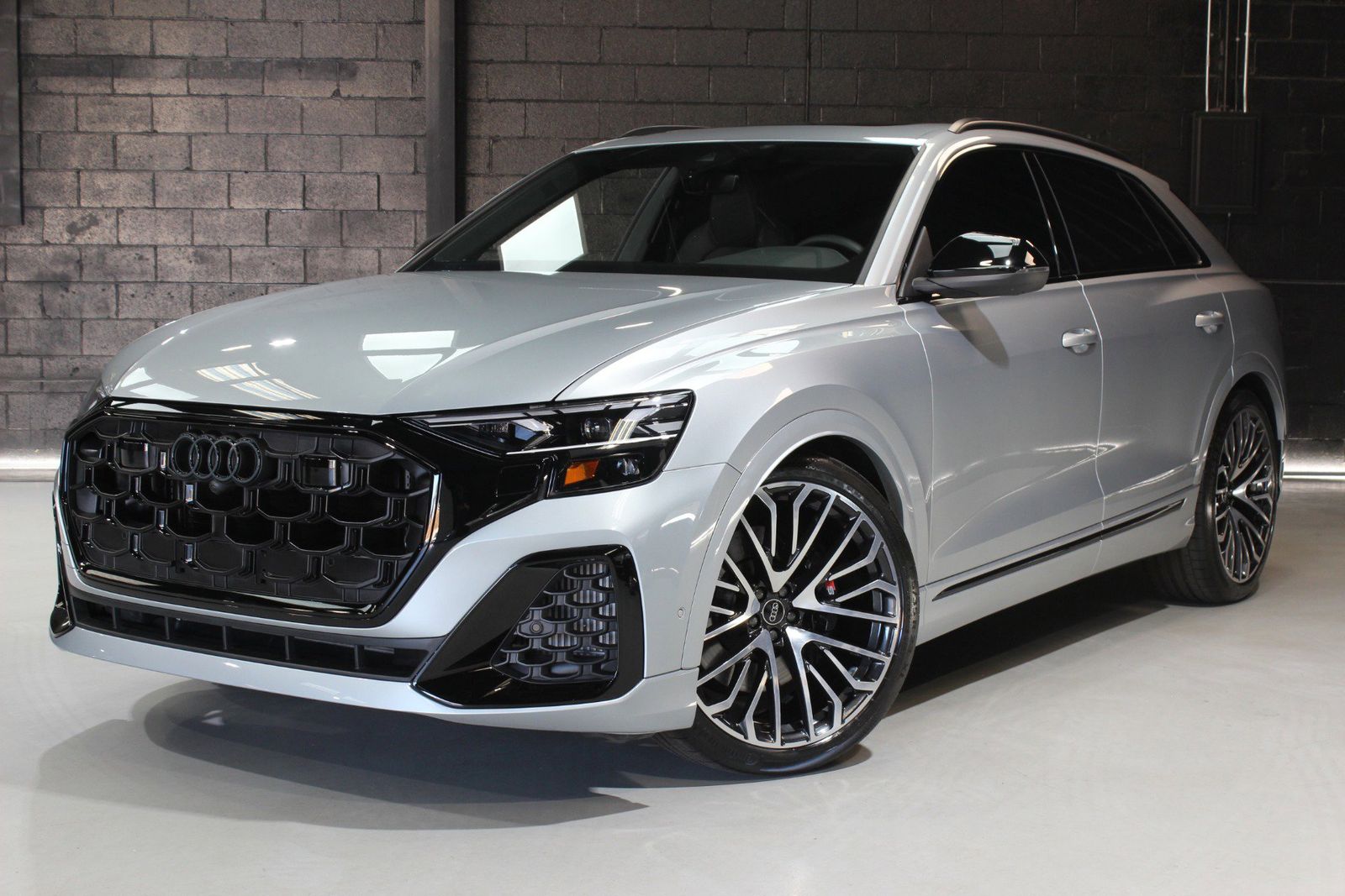 2024 Audi SQ8 Premium Plus AWD