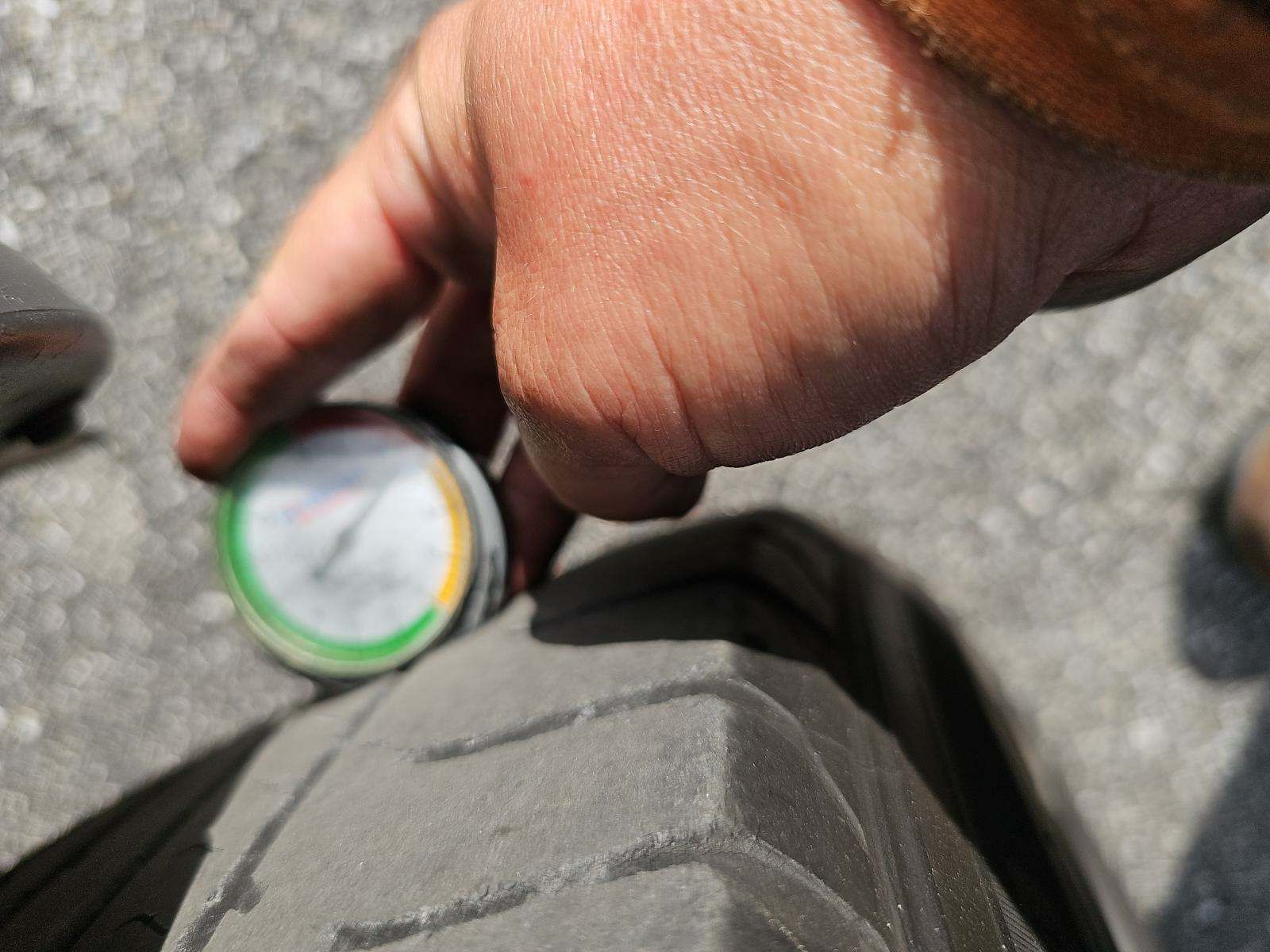 2017 Land Rover Discovery HSE AWD