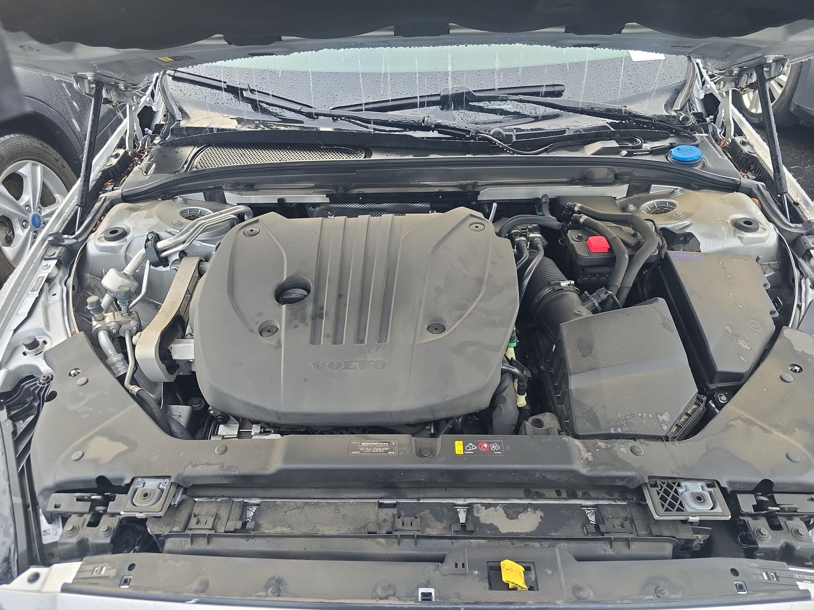 2022 Volvo S60 B5 Momentum AWD