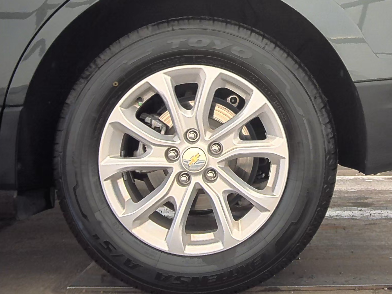 2020 Chevrolet Equinox LS FWD