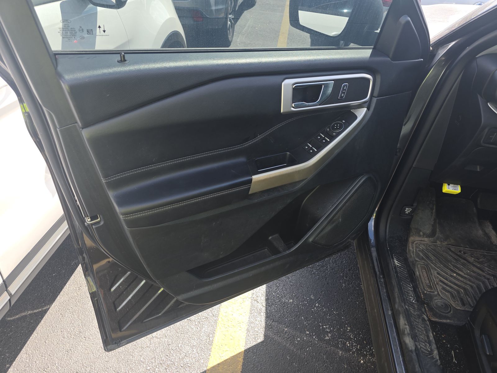 2020 Ford Explorer XLT RWD