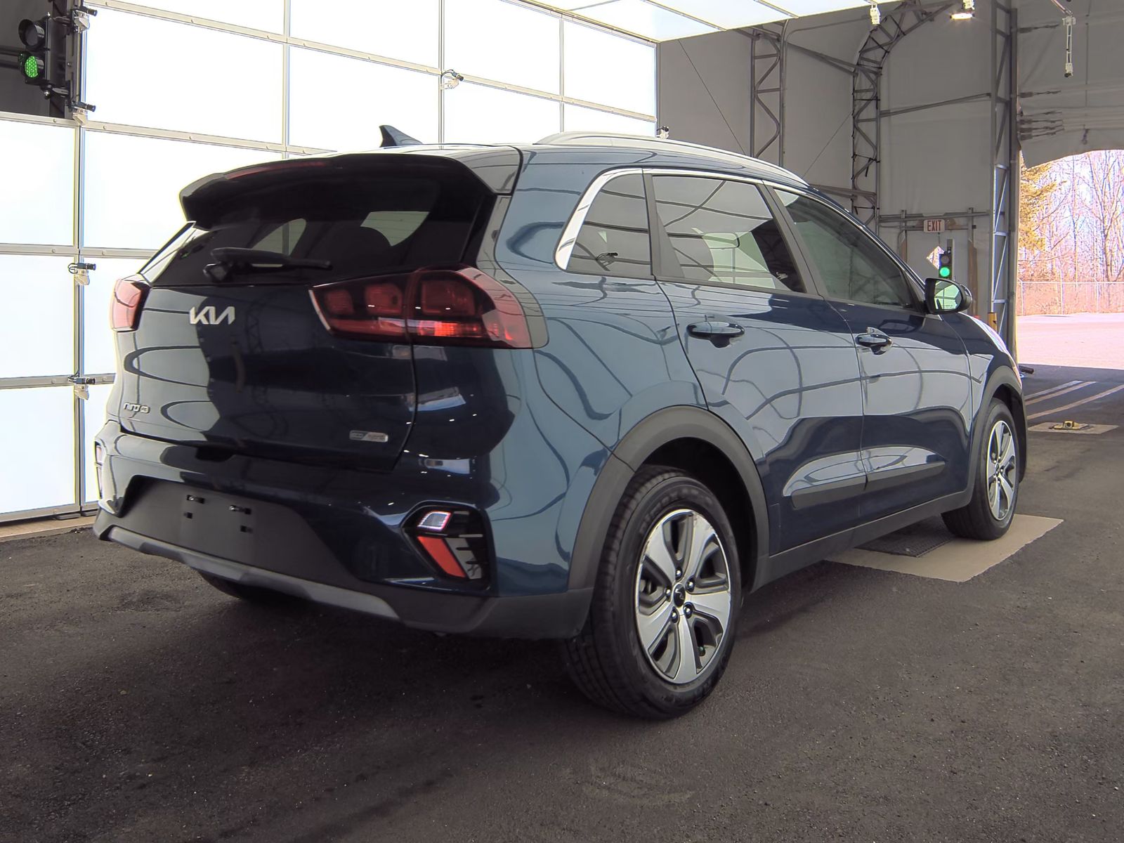 2022 Kia Niro LX FWD