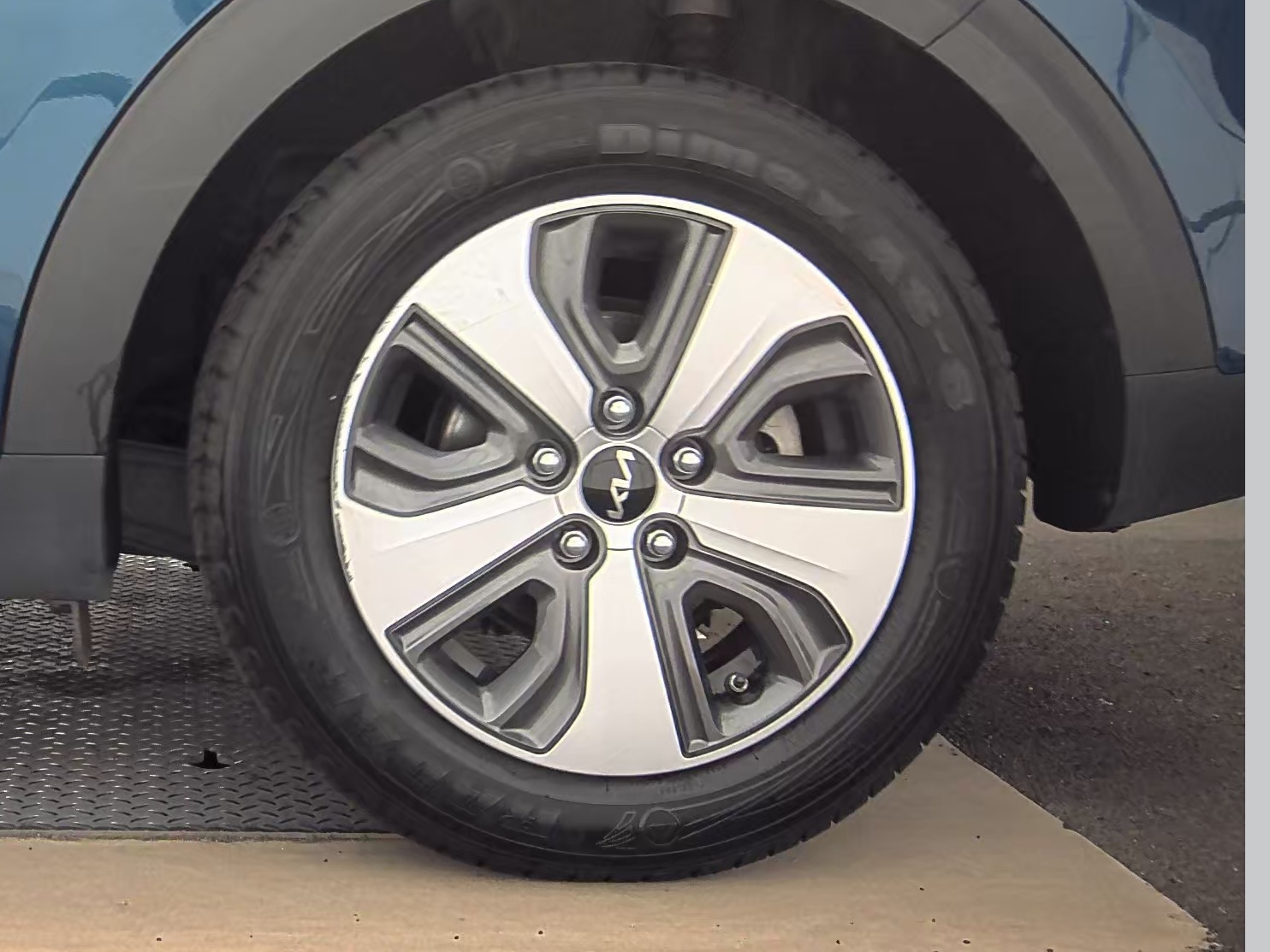 2022 Kia Niro LX FWD