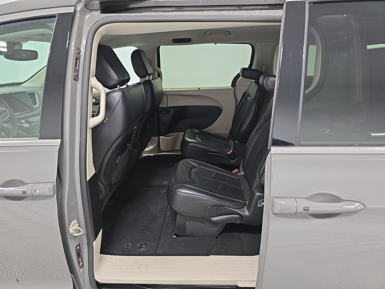 2022 Chrysler Pacifica Touring L FWD