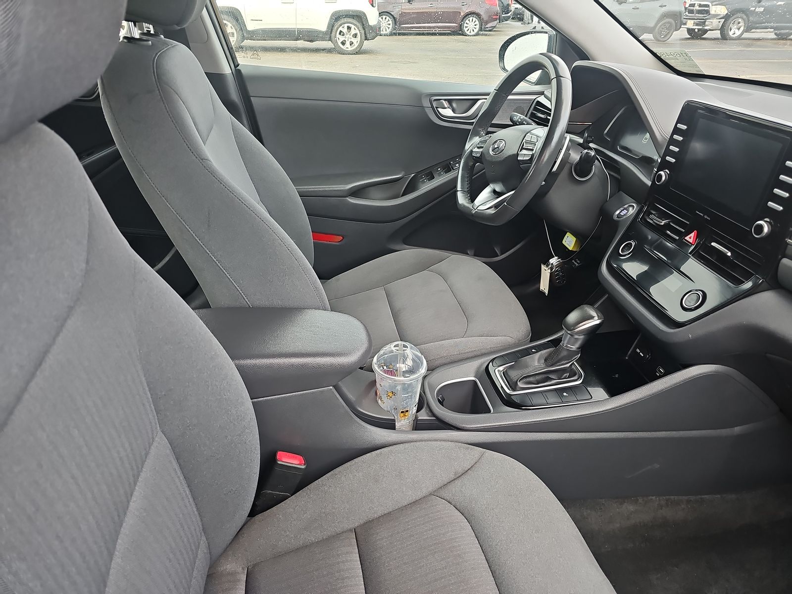 2020 Hyundai Ioniq Hybrid SE FWD