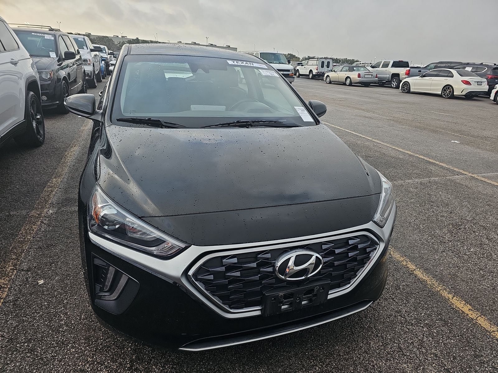 2020 Hyundai Ioniq Hybrid SE FWD