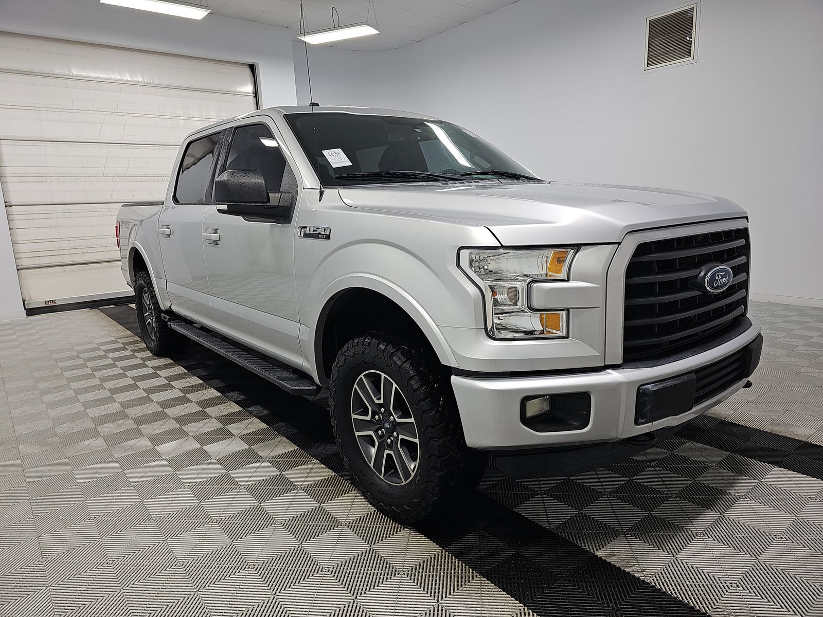 2015 Ford F-150 XLT AWD