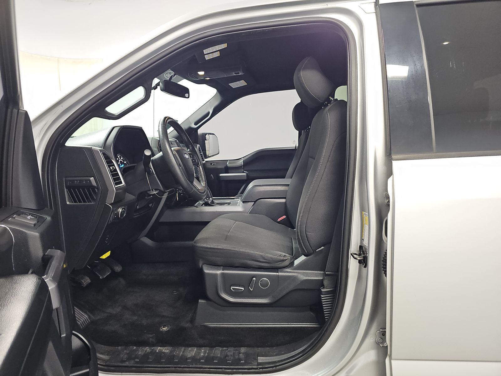 2015 Ford F-150 XLT AWD