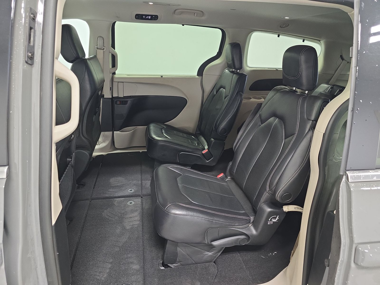 2022 Chrysler Pacifica Touring L FWD