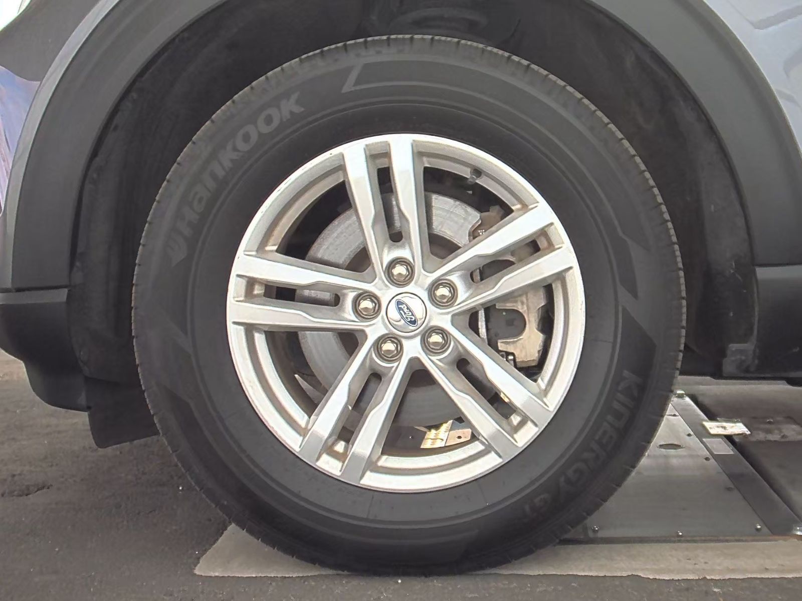 2022 Ford Explorer Base AWD