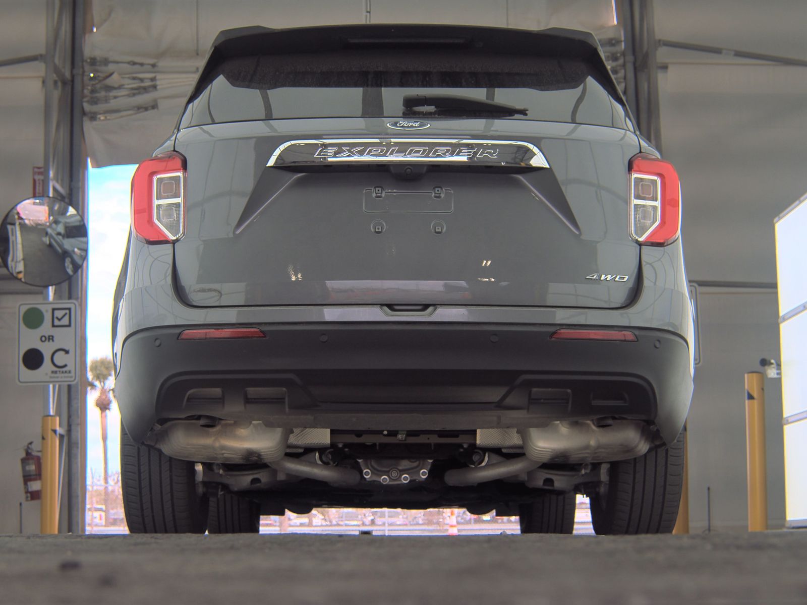 2022 Ford Explorer Base AWD