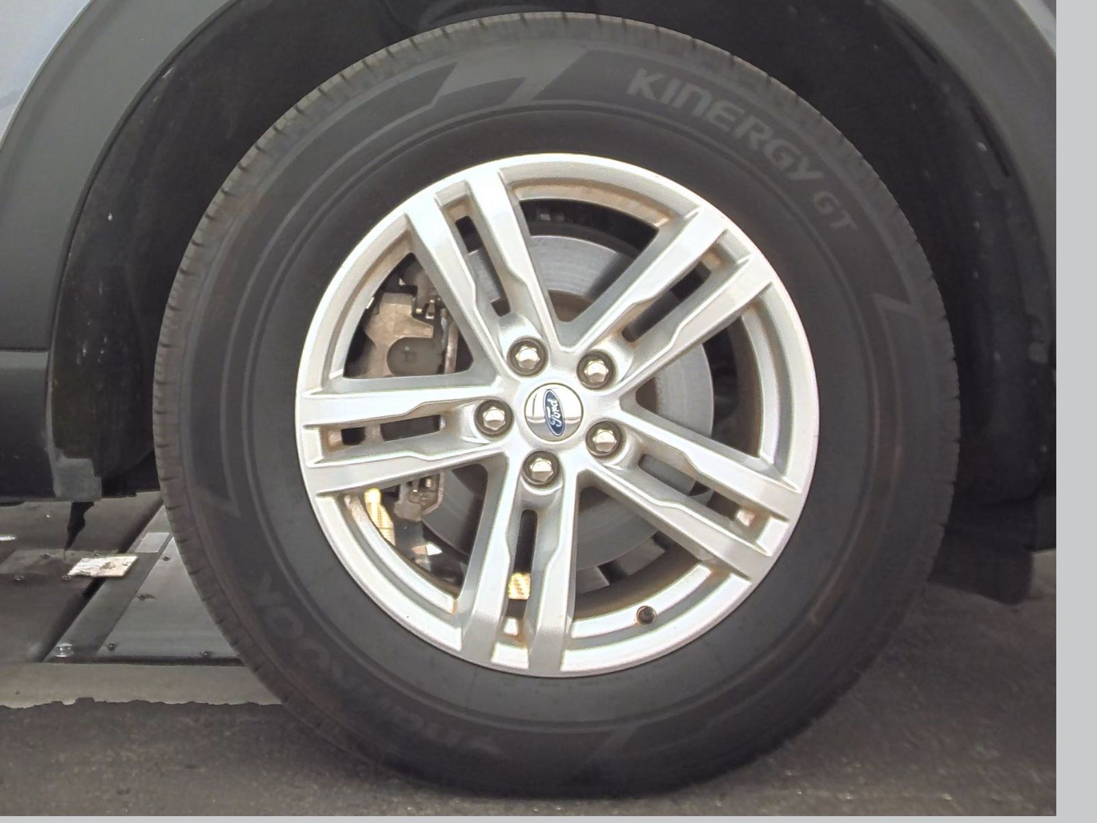 2022 Ford Explorer Base AWD