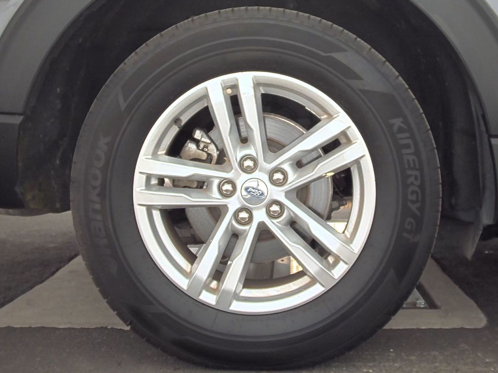 2022 Ford Explorer Base AWD