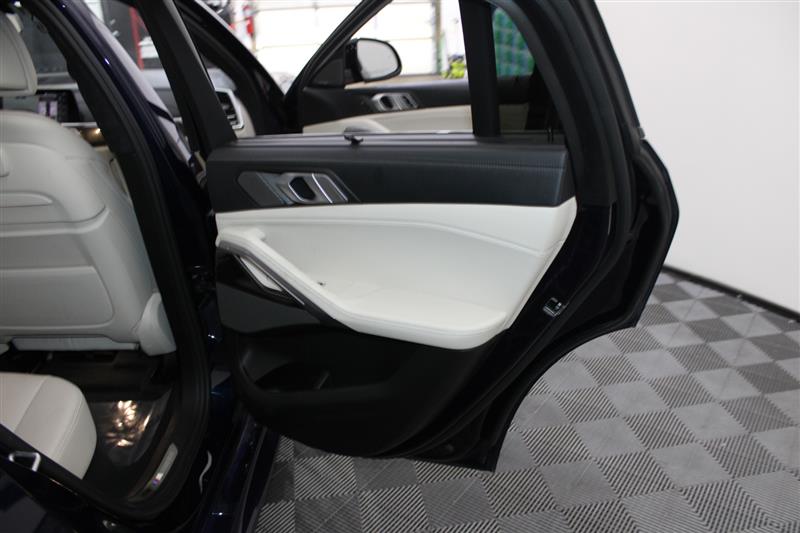 BMW X6 xDrive40i M SPORT LINE снимка BMW X6 xDrive40i M SPORT LINE